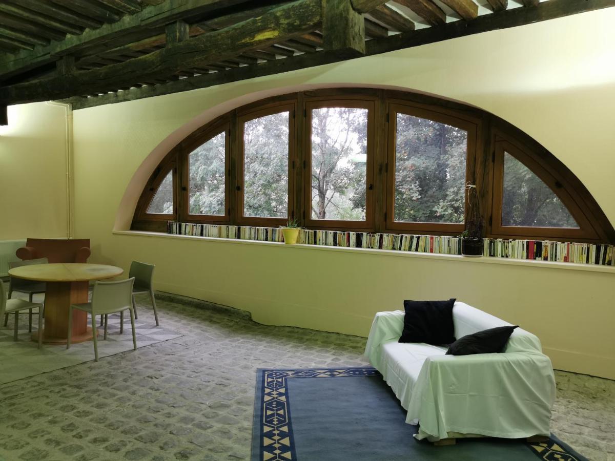Auberge De Jeunesse Hi רואן מראה חיצוני תמונה
