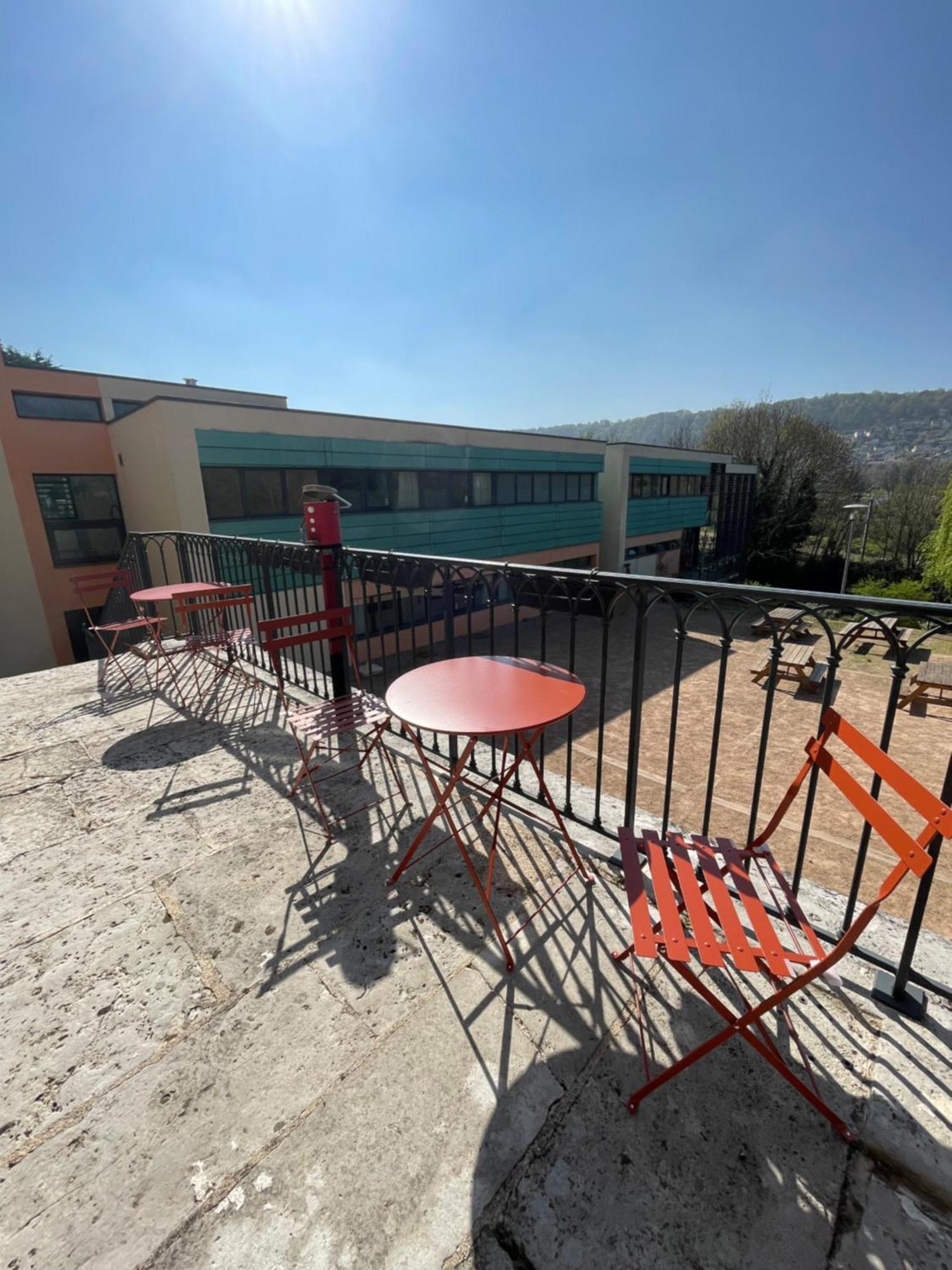 Auberge De Jeunesse Hi רואן מראה חיצוני תמונה